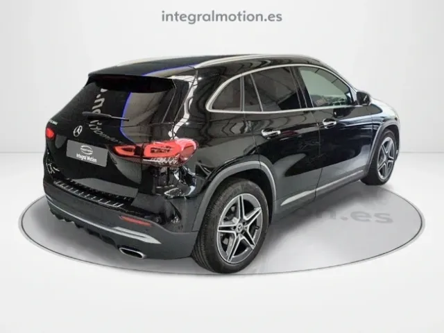 Mercedes GLA