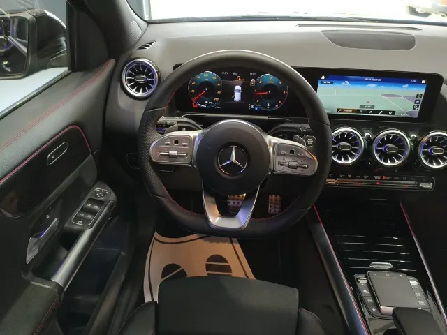 Mercedes GLA