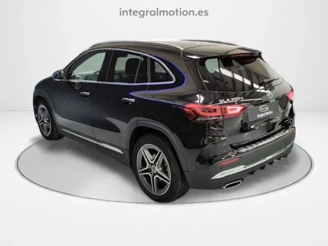Mercedes GLA