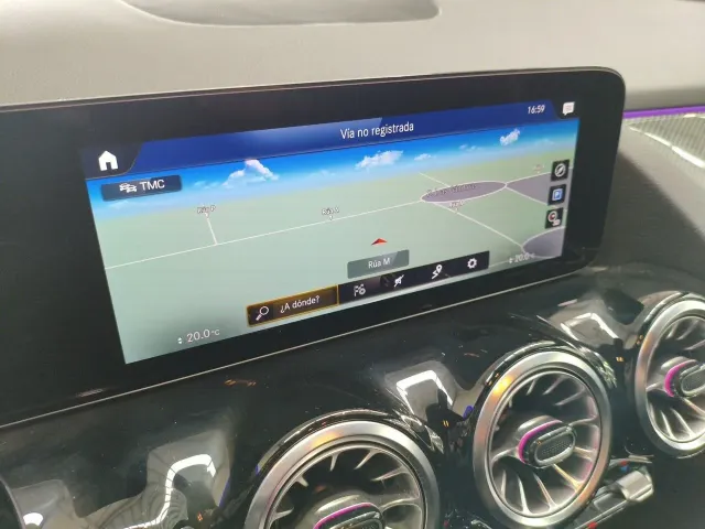 Mercedes GLA