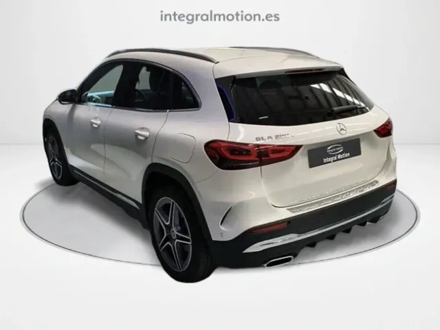 Mercedes GLA