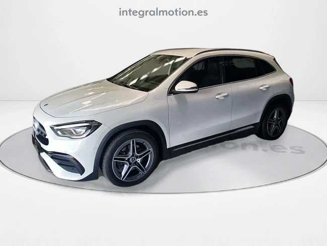 Mercedes GLA