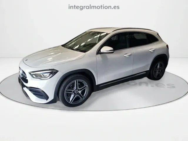 Mercedes GLA