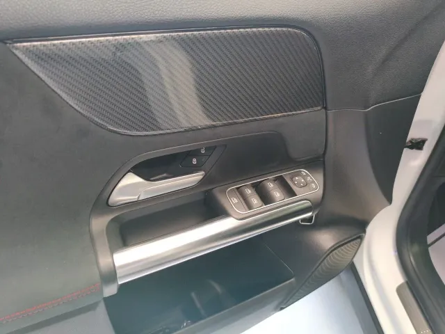 Mercedes GLA