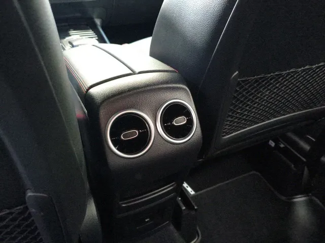 Mercedes GLA