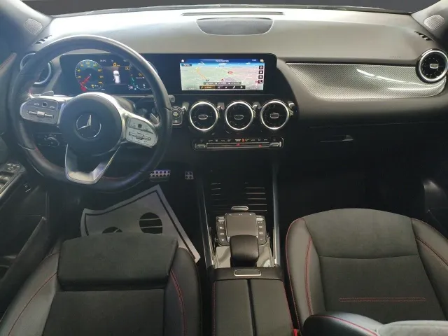 Mercedes GLA