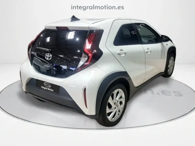 Toyota Aygo X Cross