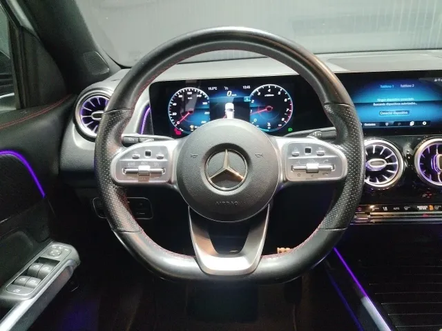 Mercedes GLB