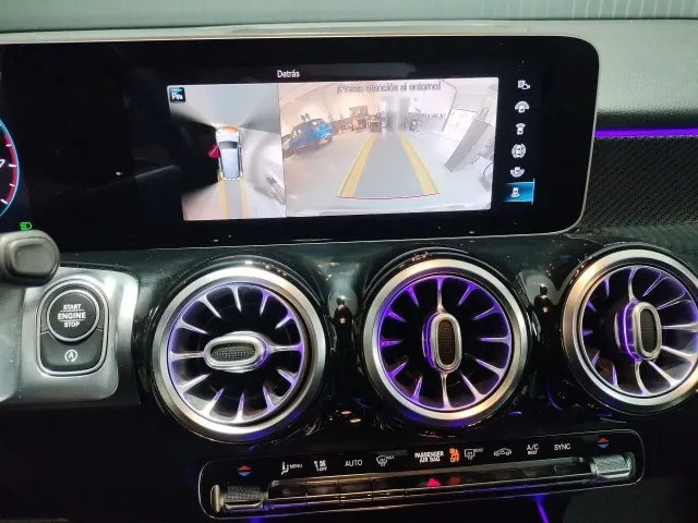 Mercedes GLB