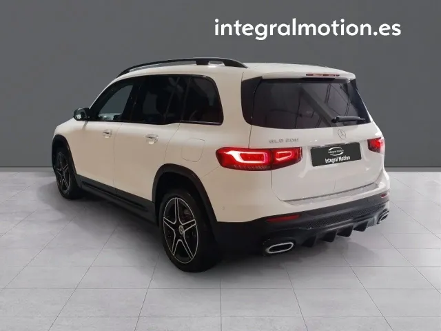 Mercedes GLB