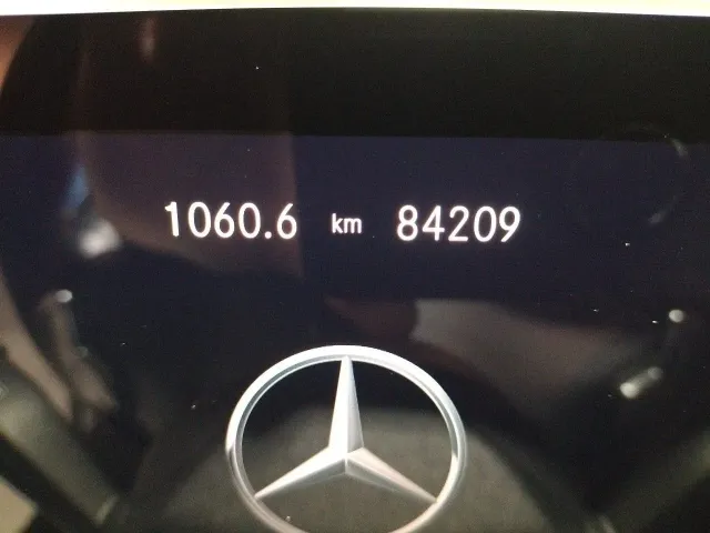 Mercedes GLB