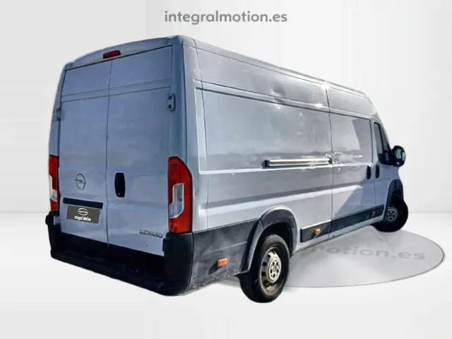 Opel Movano
