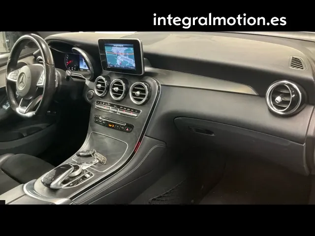 Mercedes GLC