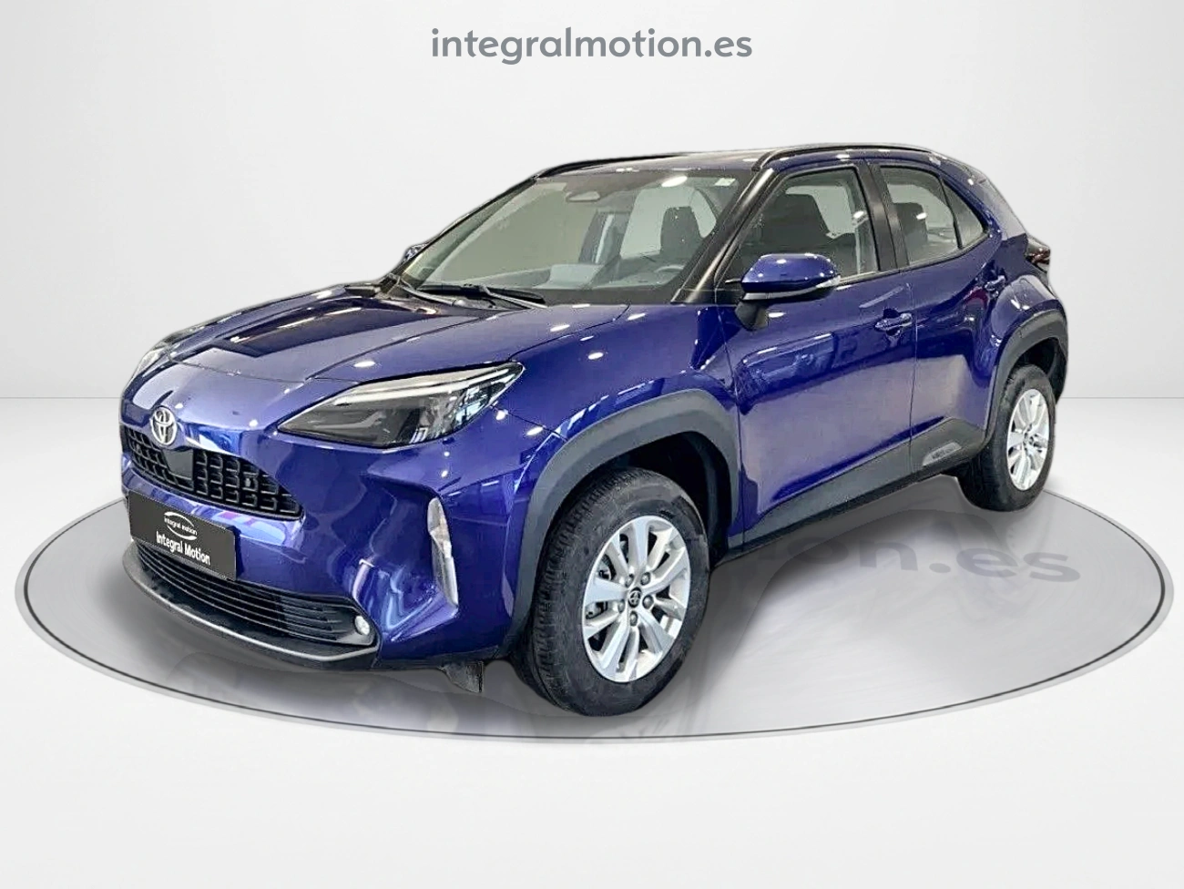 Toyota Yaris 1.5 Business Plus + Rueda 2025