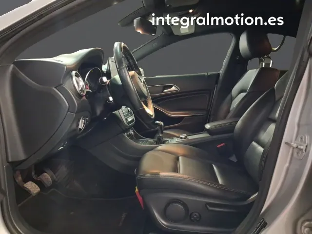 Mercedes CLA