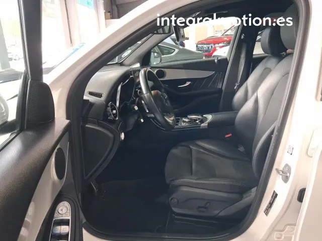 Mercedes GLC