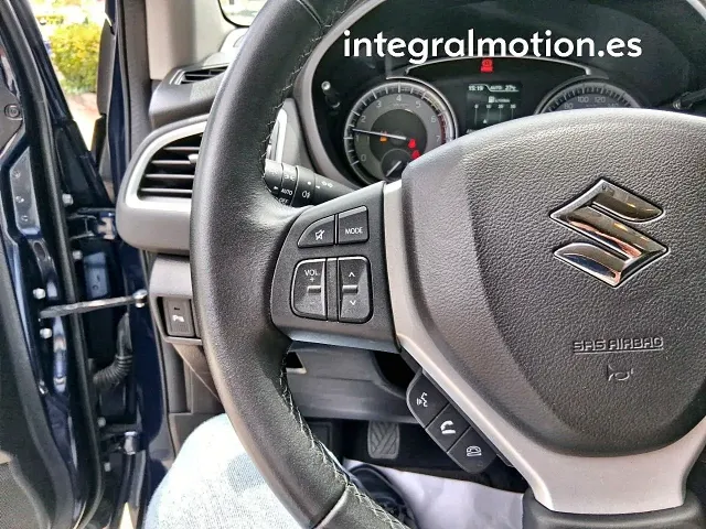 Suzuki SCross