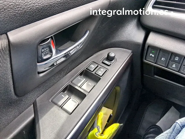 Suzuki SCross