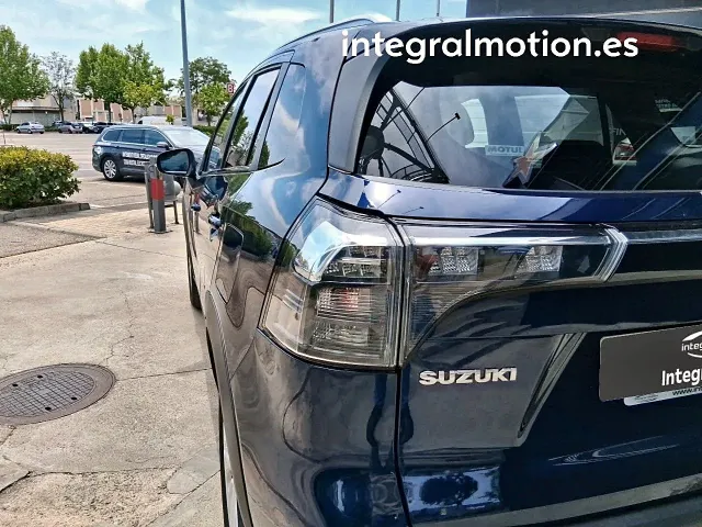 Suzuki SCross