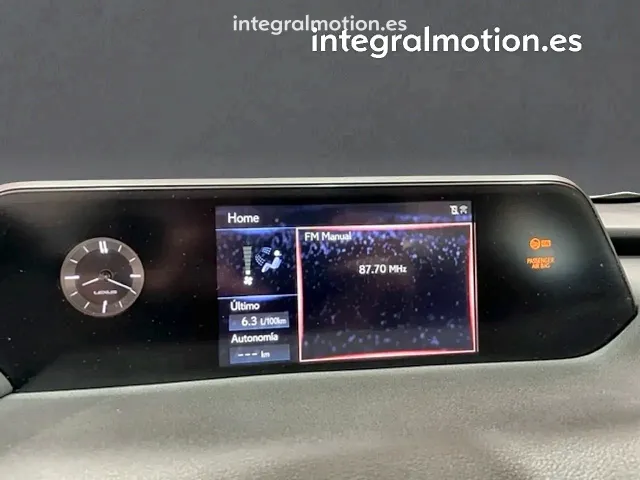 Lexus UX