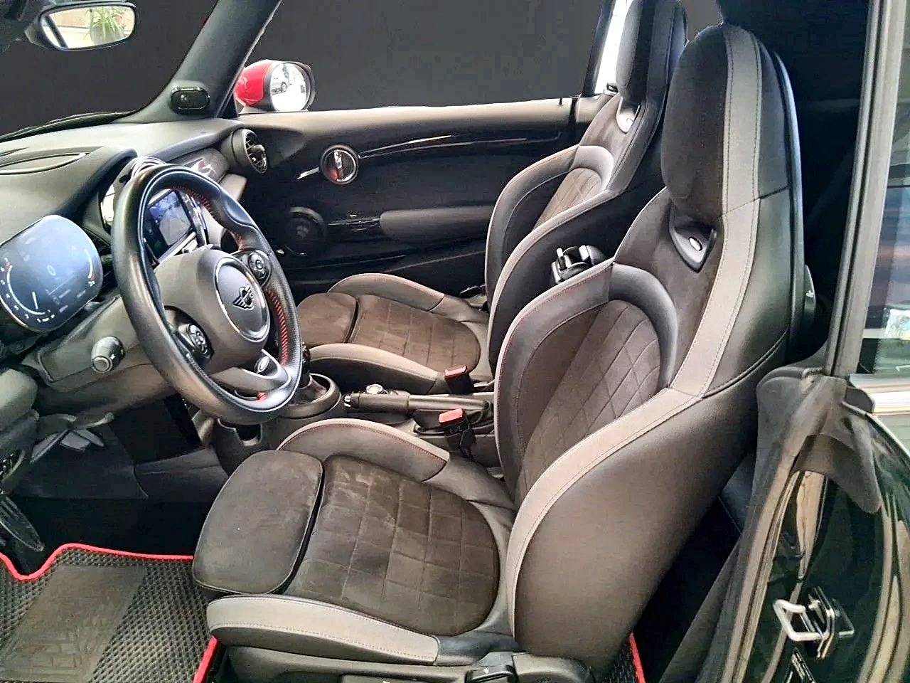 MINI MINI