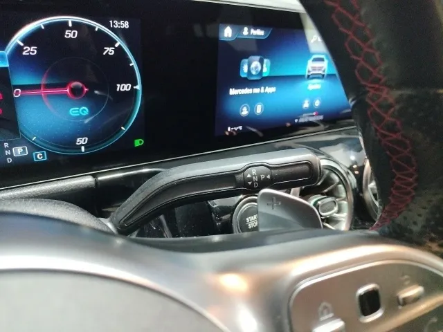 Mercedes EQA