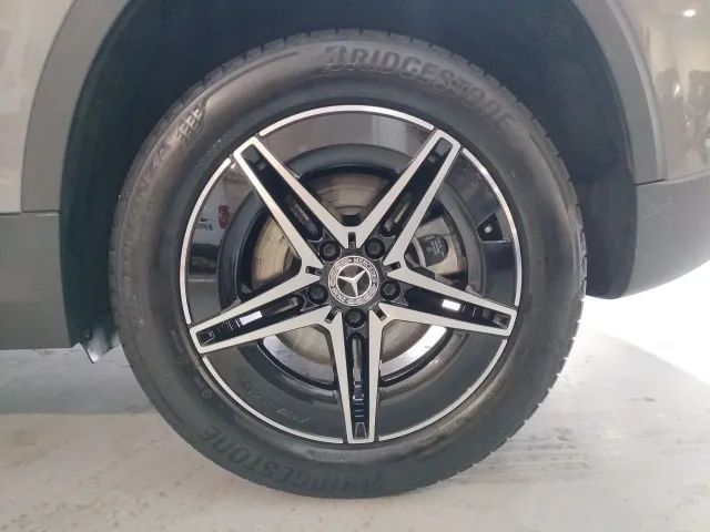 Mercedes EQA