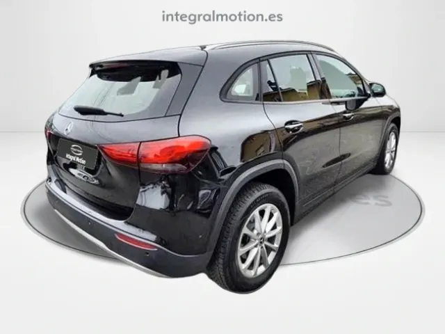 Mercedes GLA