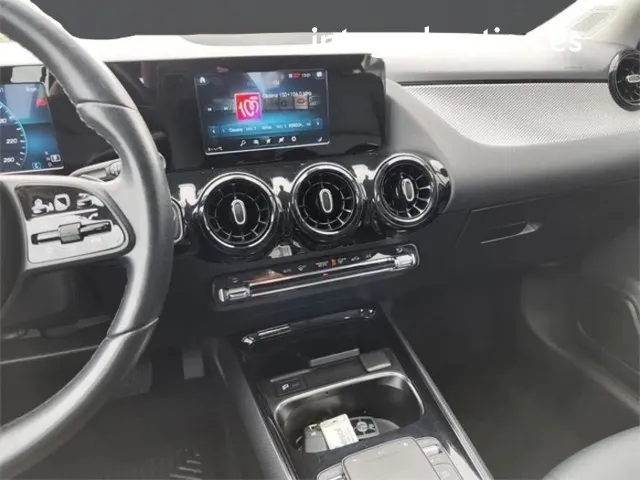 Mercedes GLA