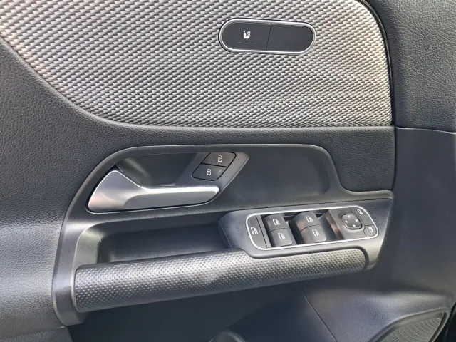 Mercedes GLA