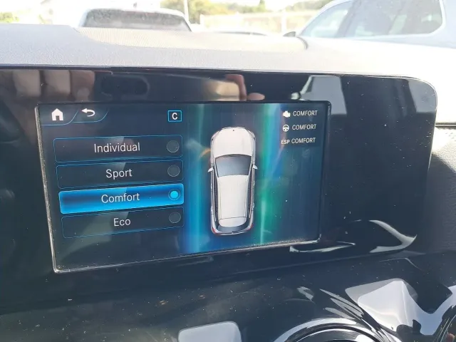Mercedes GLA
