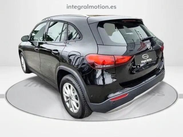 Mercedes GLA