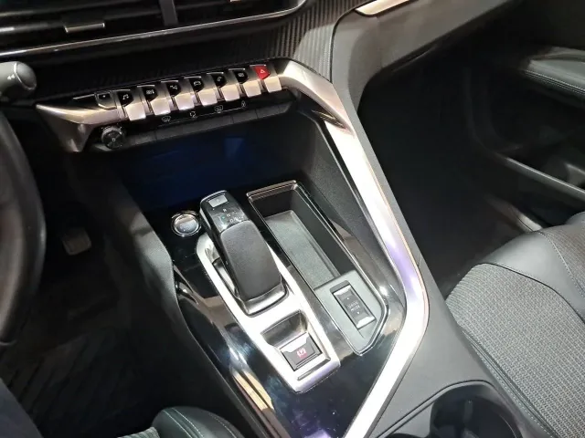 Peugeot 3008 Hybrid
