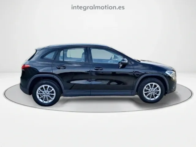 Mercedes GLA