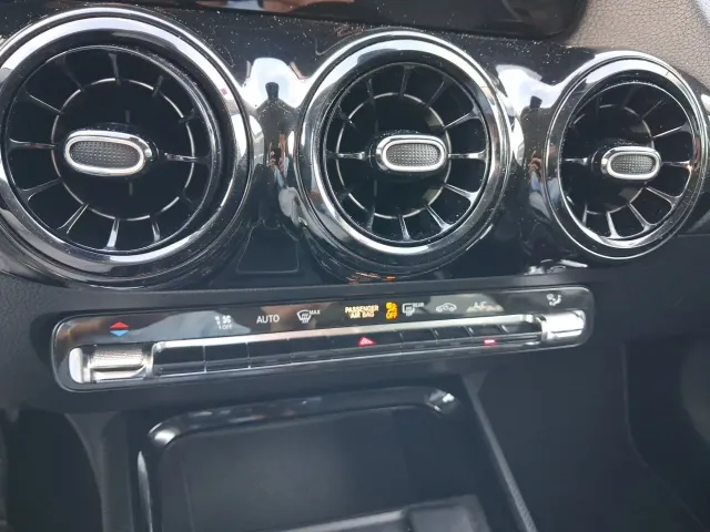 Mercedes GLA
