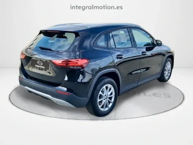 Mercedes GLA