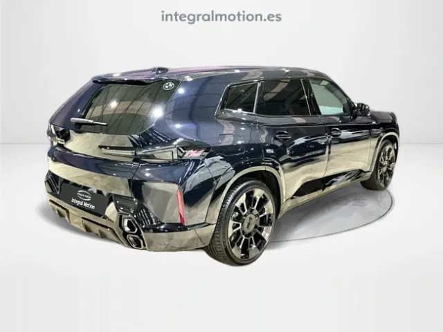 BMW XM