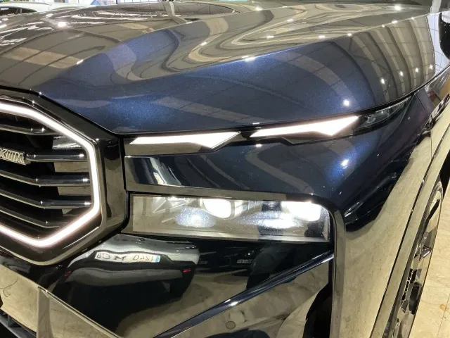BMW XM