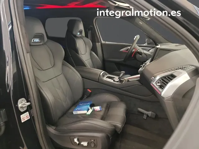 BMW XM