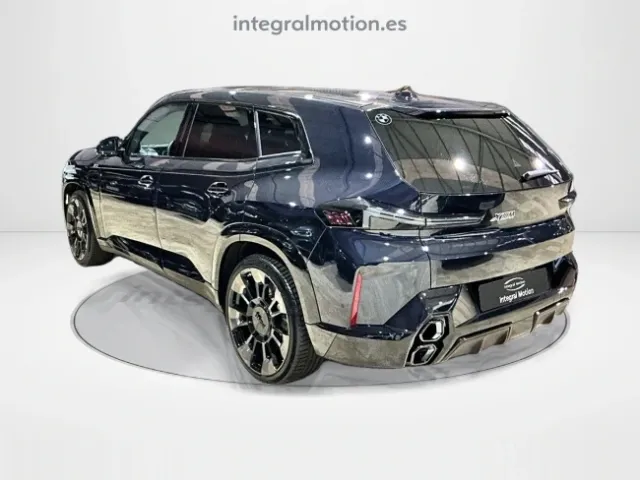 BMW XM