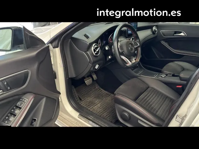 Mercedes CLA