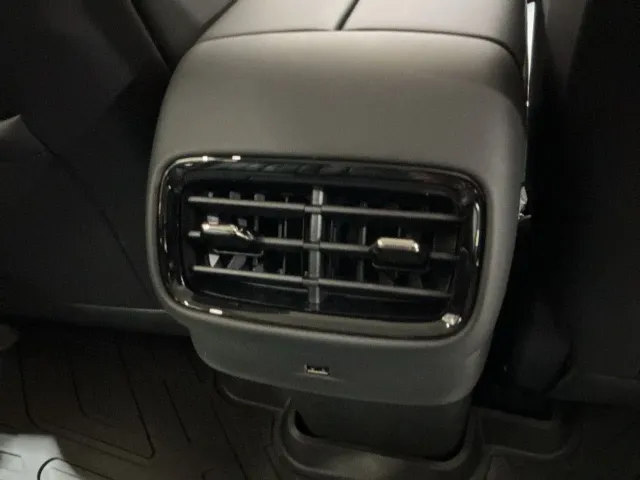 GAC AION V