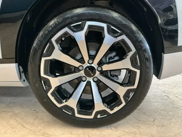 GAC AION V