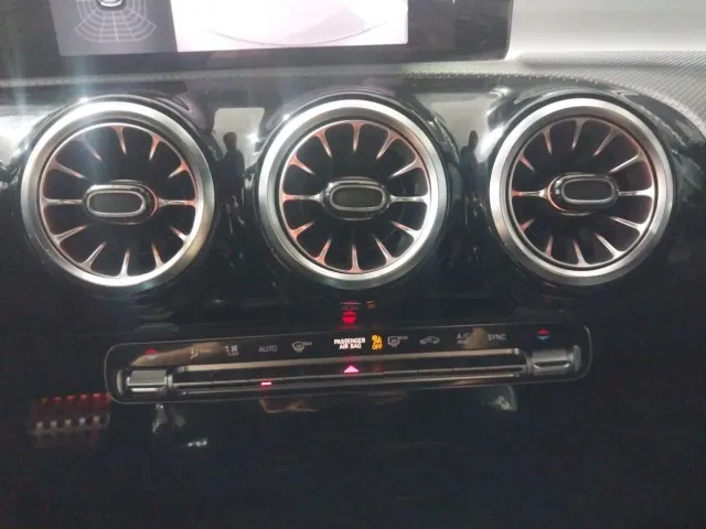 Mercedes CLA