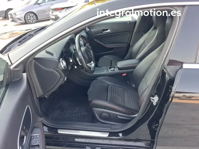 Mercedes CLA
