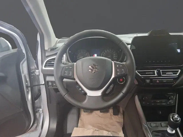 Suzuki SCross