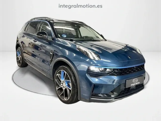 Lynk & Co 01