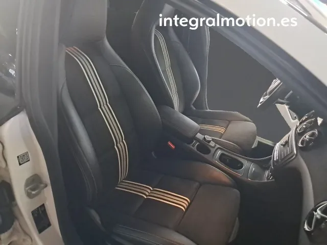 Mercedes CLA