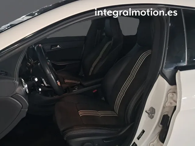Mercedes CLA