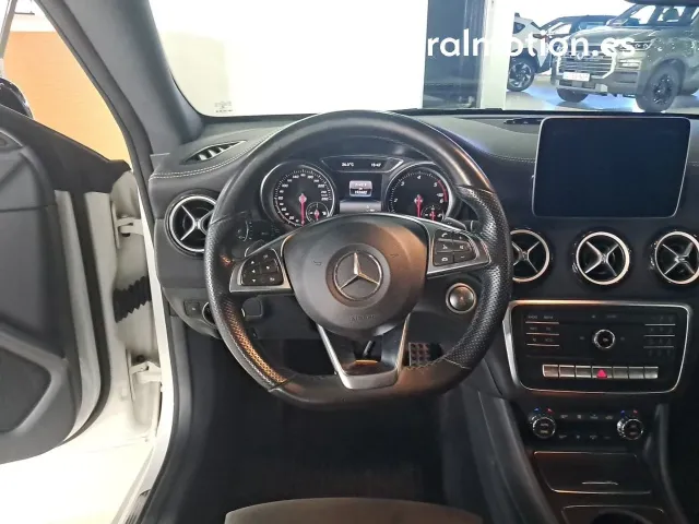 Mercedes CLA
